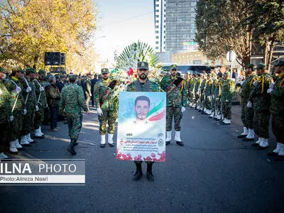 مراسم تشییع شهید مدافع وطن در قزوین 