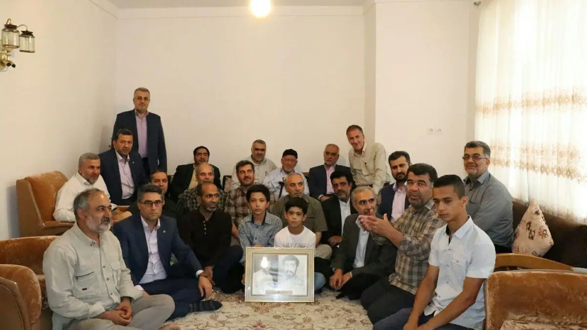 دیدار با خانواده معظم شهداء پشتوانه معنوی برای حفظ و تداوم روحیه ایثارگری و شهادت است