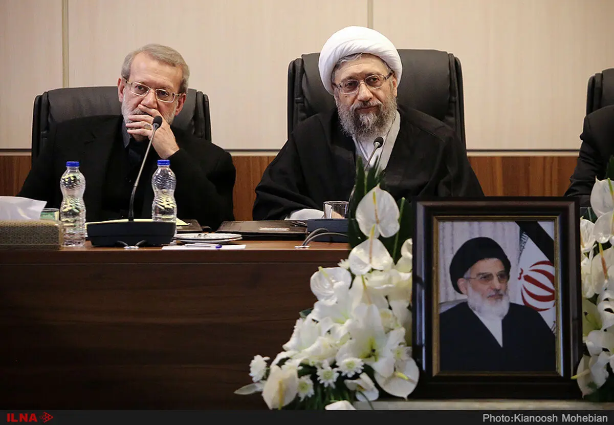 اولین جلسه مجمع به ریاست آملی لاریجانی برگزار شد