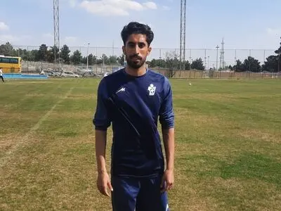 هافبک گل‌گهرسیرجان به پیکان پیوست