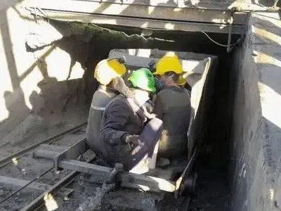 نشت گاز گوگرد؛ علت ریزش معدن کوشک بافق/ اداره کار در حال بررسی ماجرا