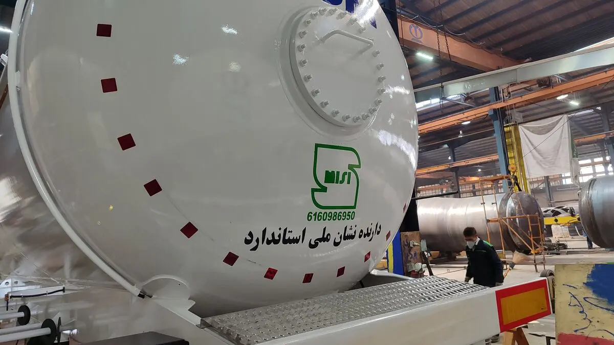 تور رسانه‌ای استاندارد آذربایجان‌غربی، از کنترل کیفیت نوشیدنی تا تولید تریلرهای صادراتی