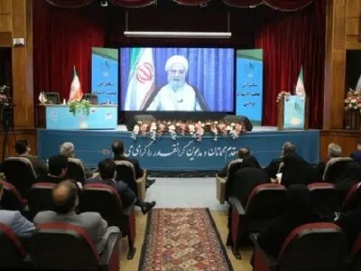 علم مفید همراه با مهارت شغلی و هویت به نسل آینده آموزش داده شود