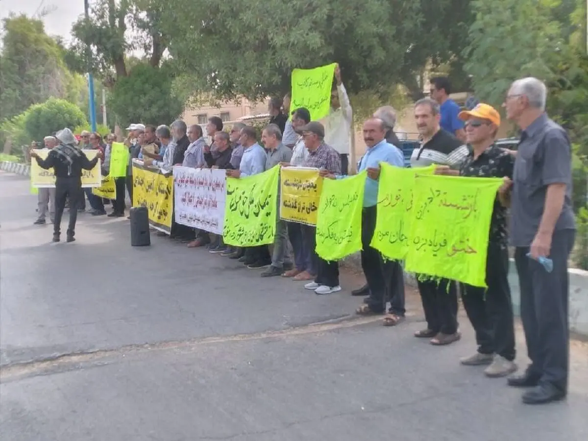 تجمع بازنشستگان تامین اجتماعی در شهرهای مختلف/ راه نجات «استقلال سازمان» است