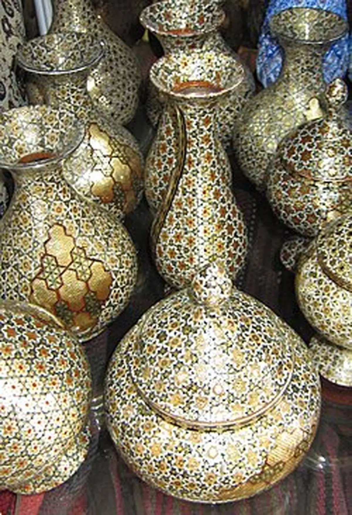 خاتم چهارمحال و بختیاری؛ اصیل‌ترین صنایع‌دستی استان است