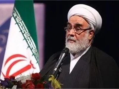 ساختمان آدینه هیچ ربطی به رهبری ندارد