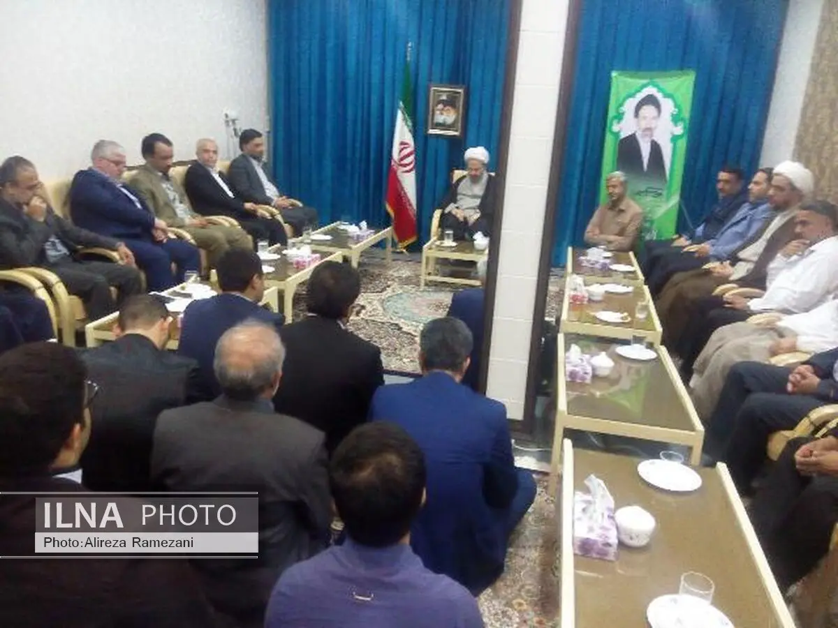 اسرا در اردوگاه‌ها دولت تشکیل داده بودند/ابوترابی نشاط و استقامت را به آزادگان تزریق می‌کرد