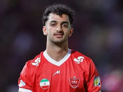 واکنش بازیکن تازه وارد پرسپولیس به شایعات جدایی