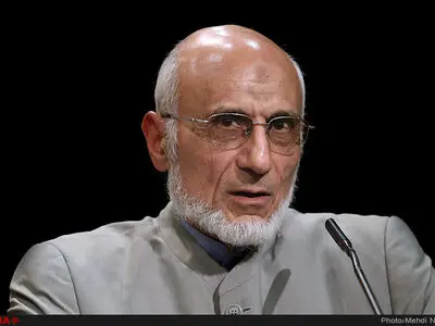 میرسلیم برای انتخابات مجلس ثبت نام کرد