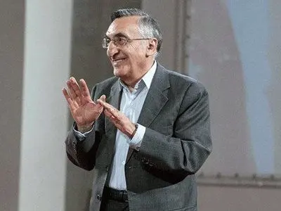 کامران فانی درگذشت