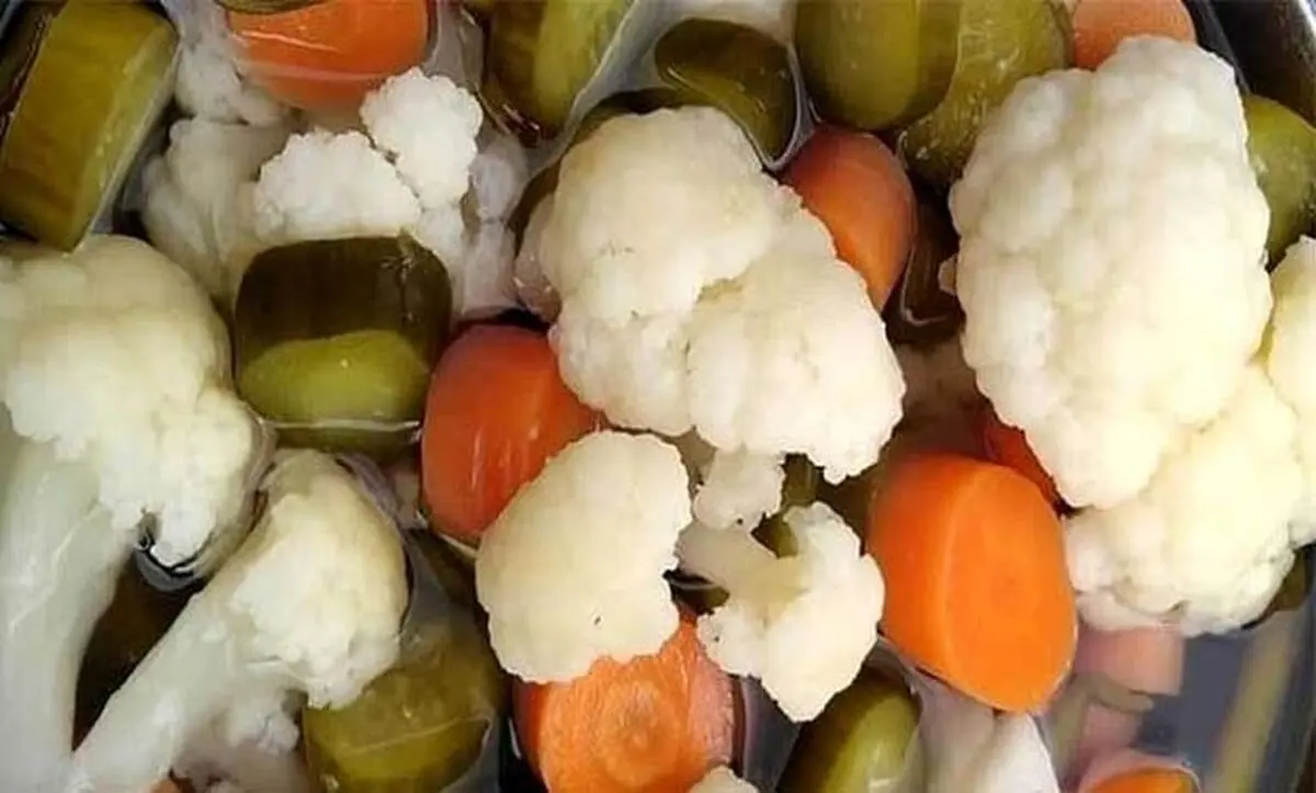 طرز تهیه ترشی شور؛ محبوب ترین ترشی پاییزی