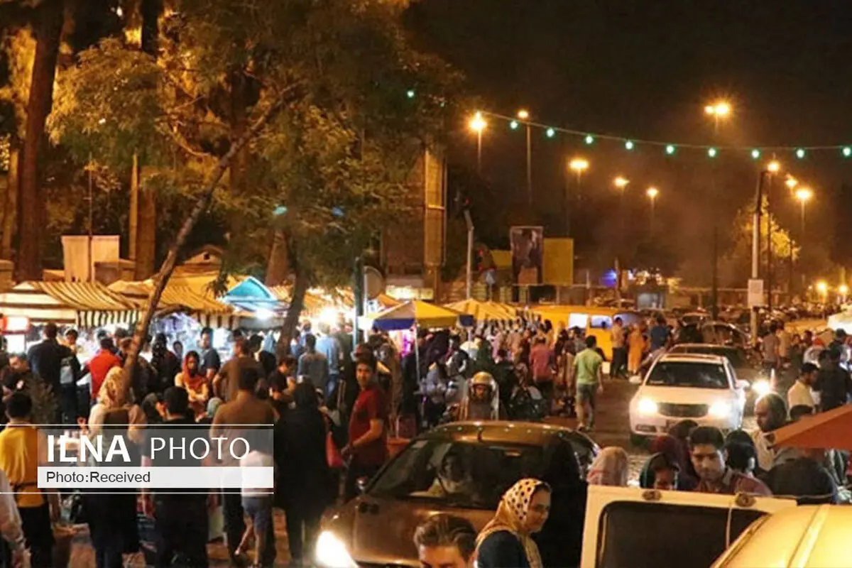 گردشگری شبانه از خیابان سی تیر فراتر نرفت/ نهادهای مسئول حاضر به گفت‌وگو نشدند/ طرح‌های تازه برای پرسه زدن در تهران در دستور کار قرار می‌گیرد