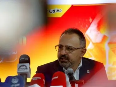 فشار مضاعف بر فولادسازان