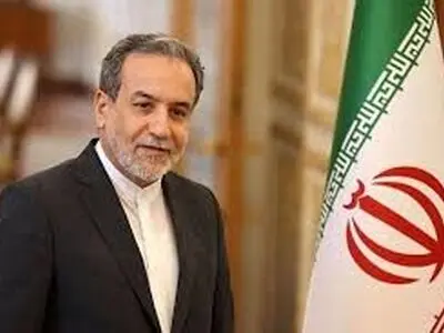 وزير الخارجية الإيراني: إذا توسعت الحرب فإن آثارها لن تقتصر على المنطقة وحدها