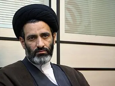 بررسی طرح صیانت از حقوق کاربران در فضای مجازی و ساماندهی پیام‌رسان‌های اجتماعی در جلسه کمیسیون صنایع و معادن