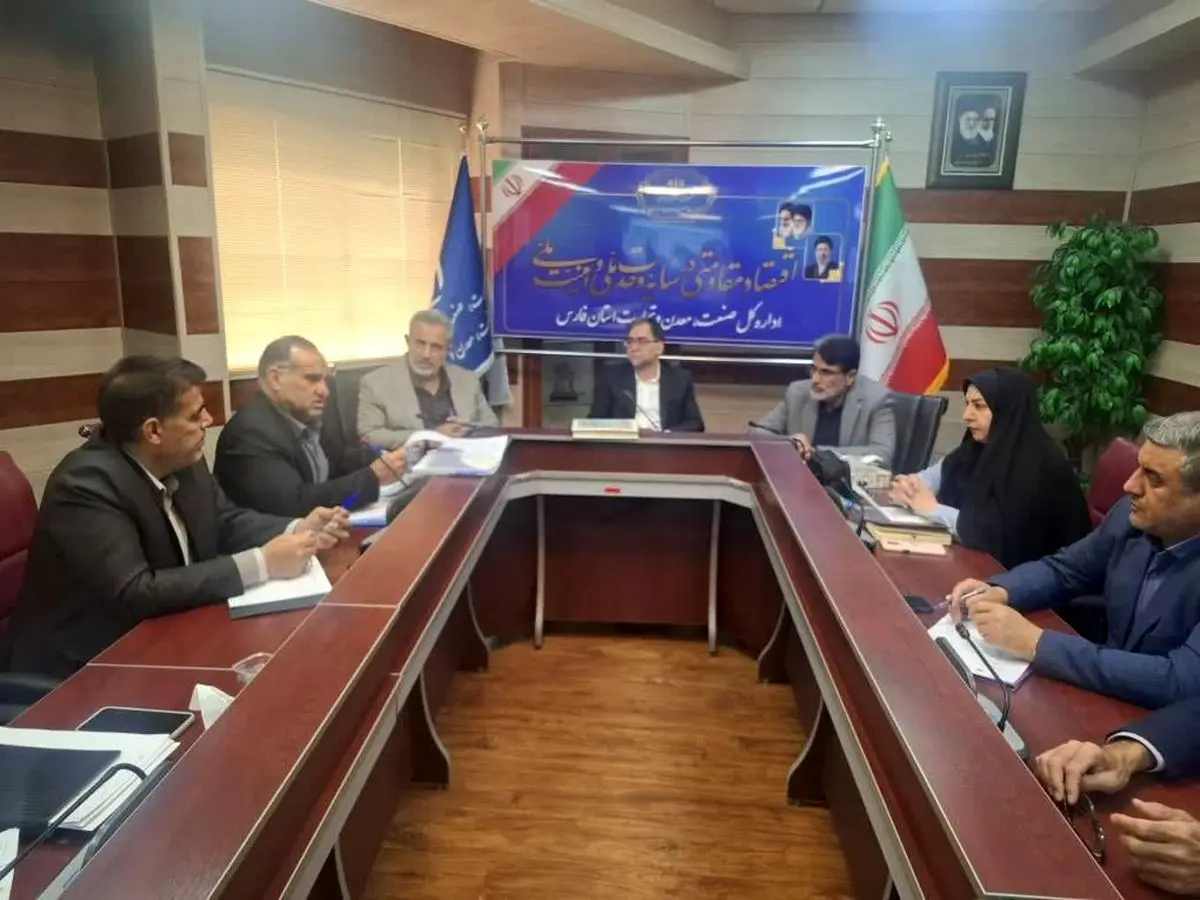 اصناف، بازوی توانمند ساماندهی فعالیت‌های اقتصادی هستند 