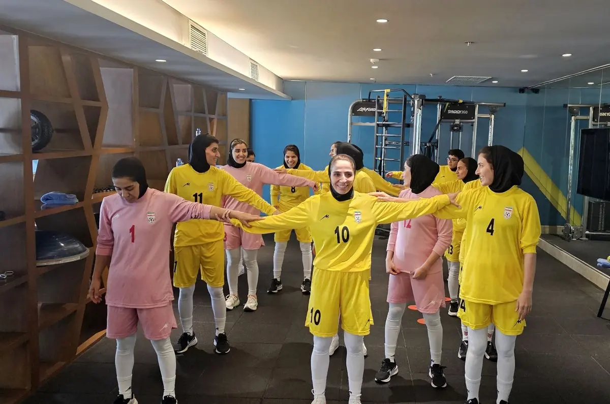 تمرین دختران ایران سبک پیش از بازی حساس با ایتالیا