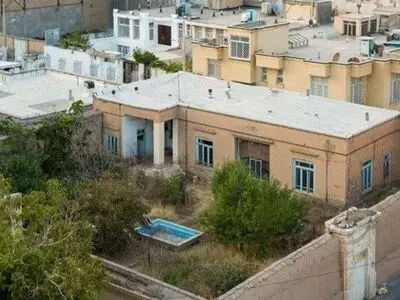 ۸۰ درصد خانه پدری پرویز مشکاتیان توسط مالک تخریب شده است/با هماهنگی دادستان لودر توقیف و راننده آن بازداشت شد/ شکایت ما در حال پی‌گیری است