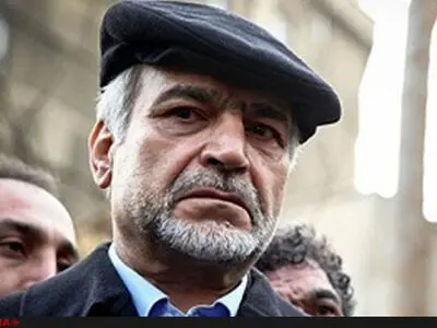 حسین فریدون در زندان است