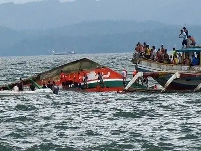افزایش تعداد قربانیان غرق شدن یک کشتی در فیلیپین به ۱۵ نفر
