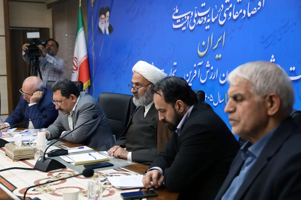 گرانی در خودرو ناشی از «فرصت‌طلبی» است/ کمبود فولاد صحت ندارد