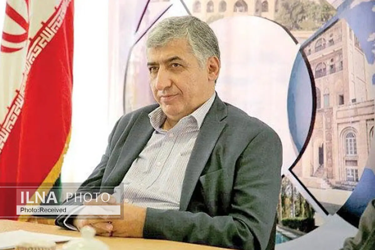 گردشگری آدمی می‌خواهد که این صنعت را بشناسد یا کاری به آن نداشته باشد