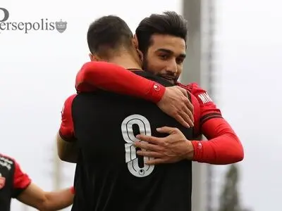 ویدئو: گل پنجم پرسپولیس به گل گهر توسط سیامک نعمتی