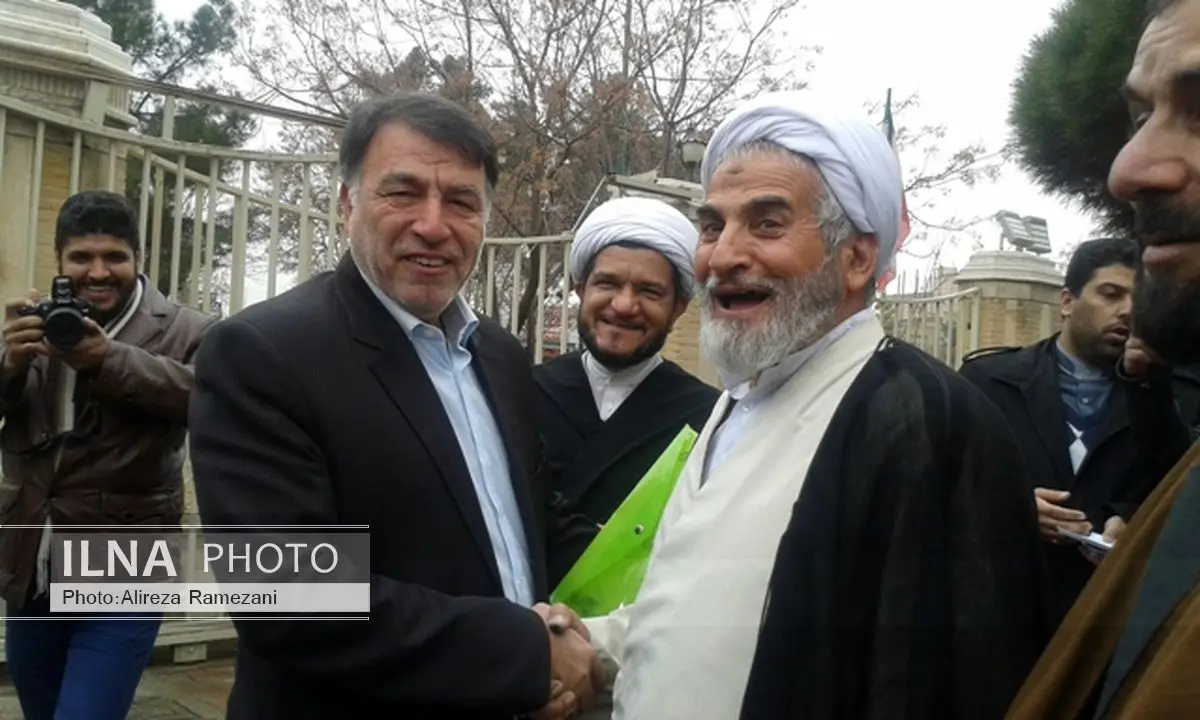 منصوری آرانی نامزد انتخابات مجلس دهم درکاشان و آران وبیدگل شد + عکس