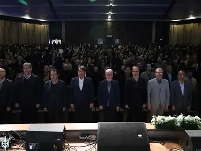 چهل و چهارمین جشنواره تئاتر فجر در کرمان افتتاح شد/معرفی برگزیدگان برخی بخش‌ها