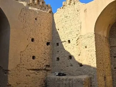 وضعیت نامناسب گنبد زنگوله دامغان/ معاون میراث‌فرهنگی سمنان: گنبد ایلخانی مشکل سازه‌ای ندارد