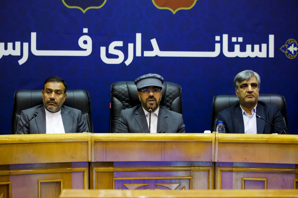 توسعه پایدار متوازن و متناسب با ظرفیت‌های بومی باشد