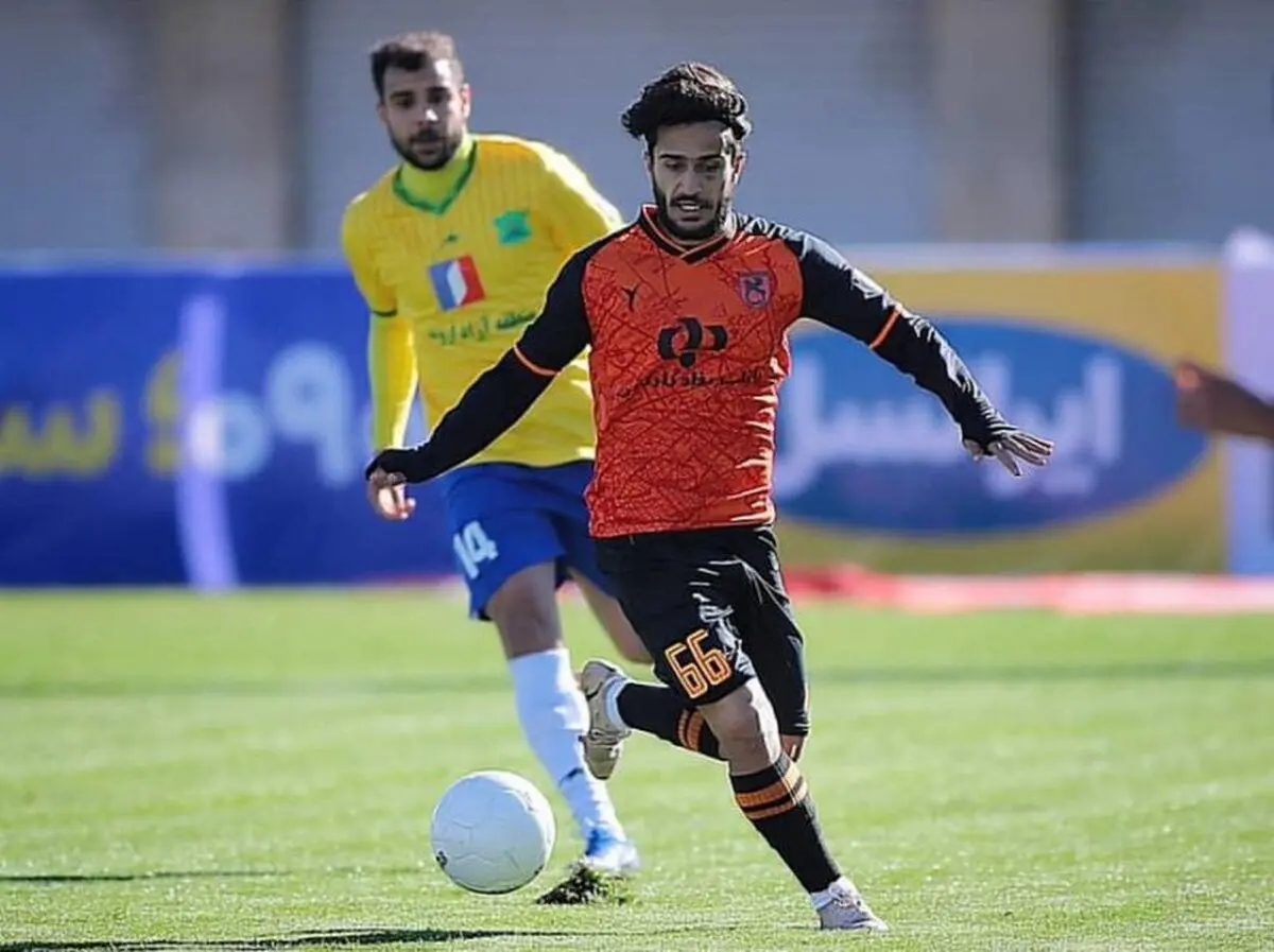 مخالفت با درخواست پرسپولیس/ 4 بازیکن جدید در مسیر مس رفسنجان