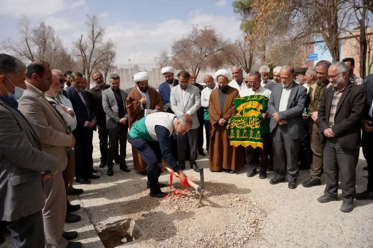 آغاز عملیات اجرایی ساخت اولین چایخانه امام رضا (ع)  در شهرستان زرقان 