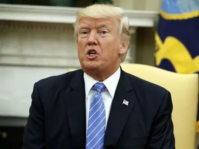 Trump slaps sanctions on Venezuela; Maduro sees effort to force default