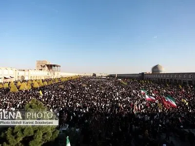 خروش مردم غیور اصفهان به مناسبت شهادت امام خامنه ای