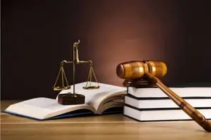 اموال مزدوران و مرتبطان با رژیم متخاصم مصادره می‌شود