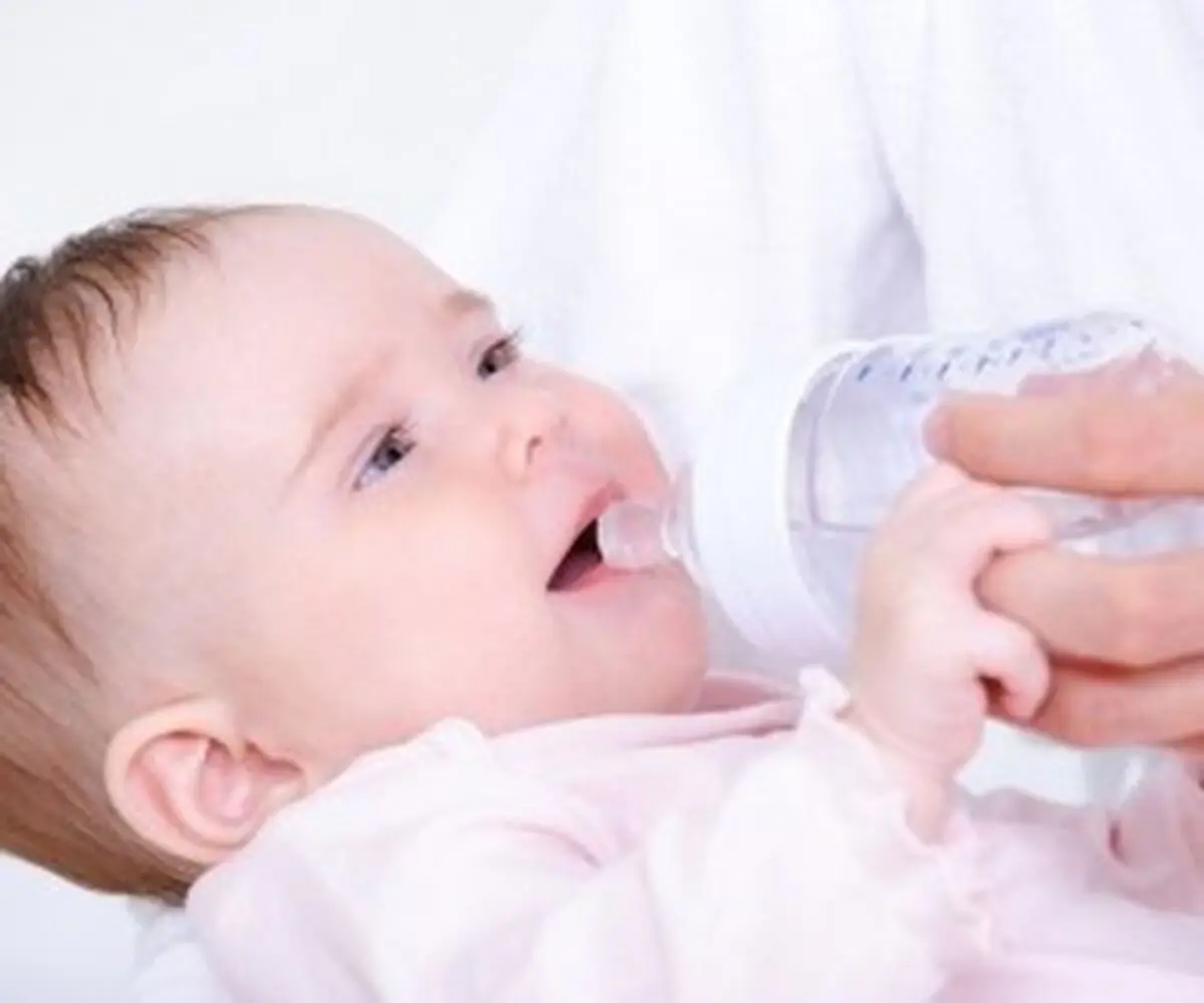 بهترین روش استریل کردن شیشه شیر و پستانک نوزاد