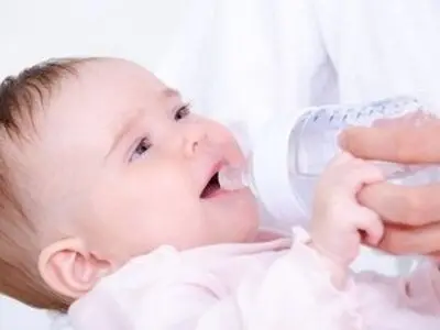 بهترین روش استریل کردن شیشه شیر و پستانک نوزاد