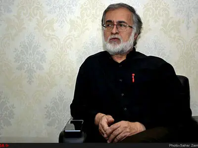می‌خواهند ۱۵ درصد اختیارات وزارت ارشاد را هم بگیرند/ آیت‌الله مظاهری با جابجایی استاندار اصفهان موافقت نکرد