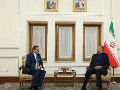 مباحثات ایرانیة باکستانیة حول الاوضاع في افغانستان