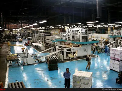 نامه رئیس کمیسیون فرهنگی مجلس به وزیر ارشاد برای پیگیری مطالبات اهالی چاپ/ درخواست کاهش مالیات بر ارزش افزوده حوزه چاپ از ۹ درصد به ۳ درصد