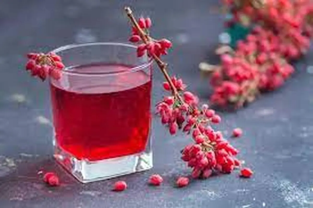 طرز تهیه آب زرشک به ۲ روش ساده 