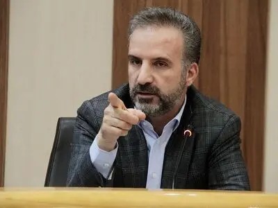 حفظ کرامت انسانی و حرمت زنان و دختران مطالبه اجتماعی از دولت پزشکیان است/ رئیس‌جمهور در برخورد با چالش‌ها با مردم رک و راست صحبت کند