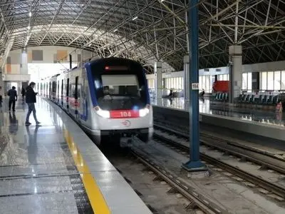 خدمات رسانی رایگان متروی تبریز در روز عید سعید فطر