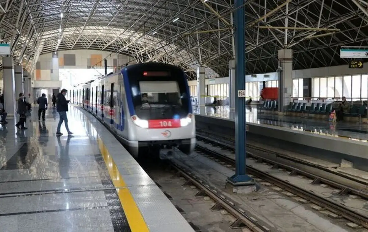 خدمات رسانی رایگان متروی تبریز در روز عید سعید فطر