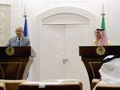 دیدار بن‌فرحان و بوررل درباره برنامه هسته‌ای ایران