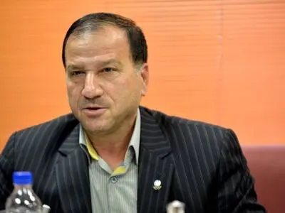 واکنش رییس فدراسیون ورزش همگانی به انتقادهای افشار هنرور
