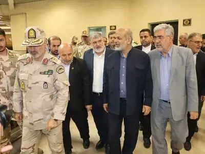 بازدید وزیر کشور از پایانه مرزی بازرگان