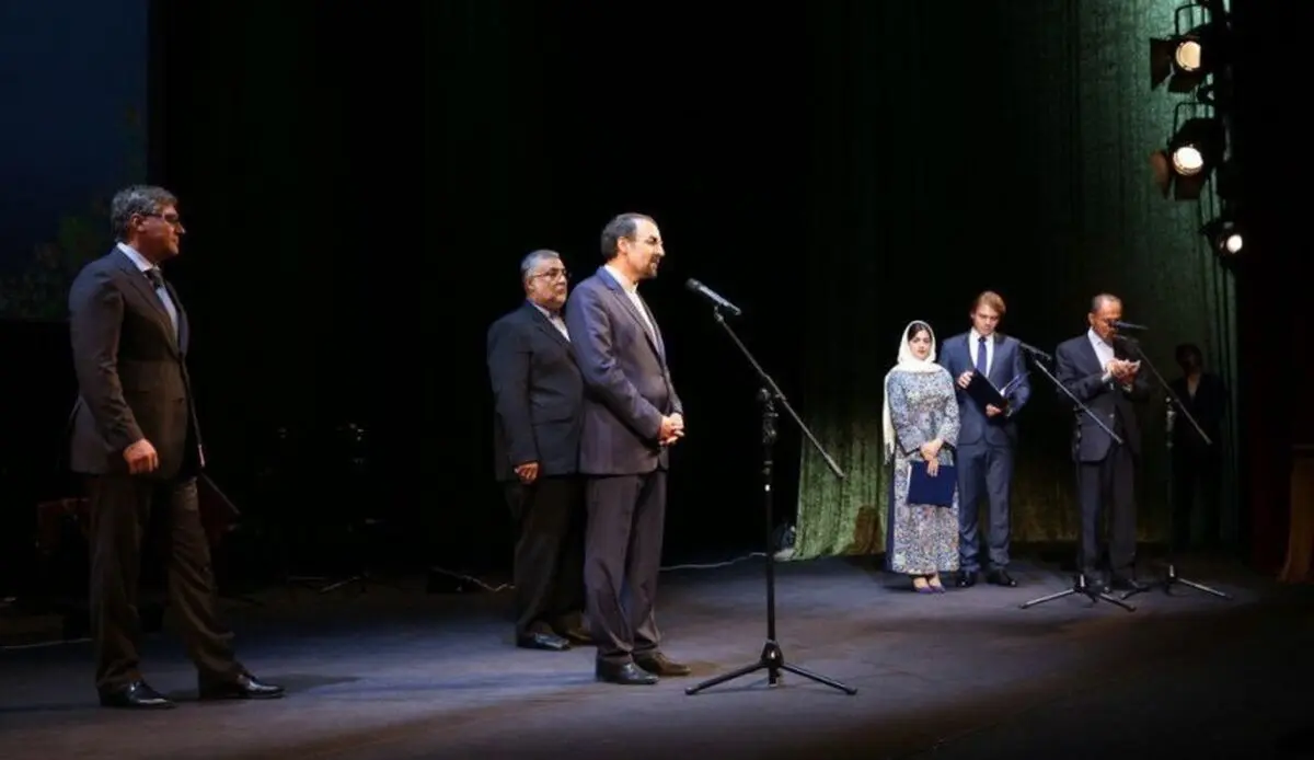 افتتاح الأسبوع الثقافی الإیرانی فی روسیا