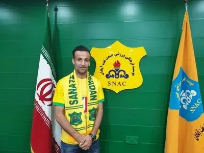 مصطفی احمدی به نفت آبادان پیوست